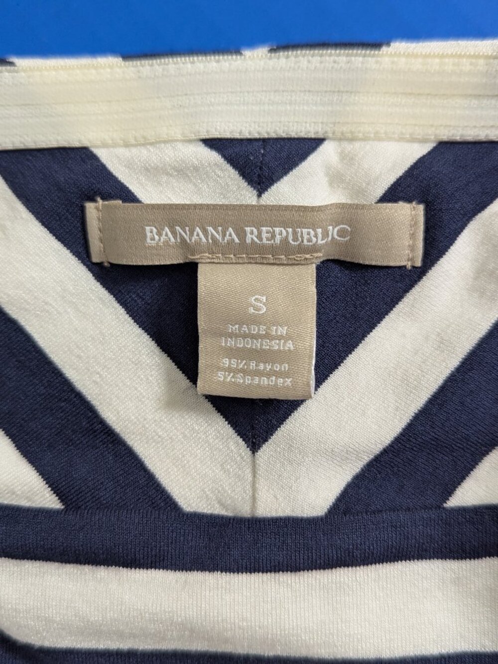 Banana Republic Chevron Halter Maxi Dress Size S - Picture 12 of 14